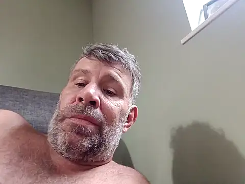 stud2512 online show from July 28, 4:39 pm
