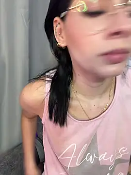 Snapshot of Dasha_Be chatting on May 25, 7:42 pm Dasha Be online show from May 25, 7:42 pm