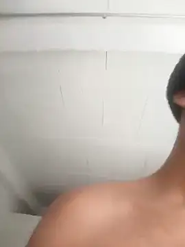 crisstars online show from February 21, 6:09 pm