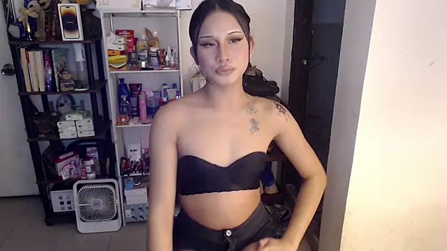 sweetasian zoe online show from March 31, 6:41 pm
