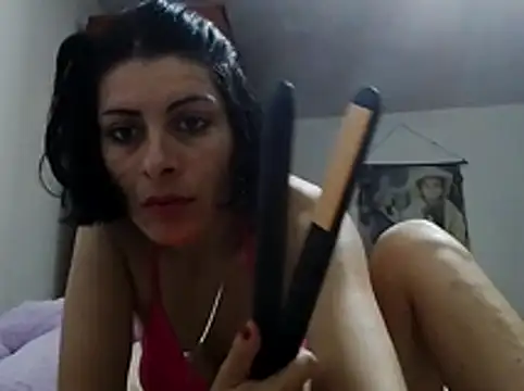Snapshot of tefutbin3 chatting on July 18, 6:23 pm tefutbin3 online show from July 18, 6:23 pm