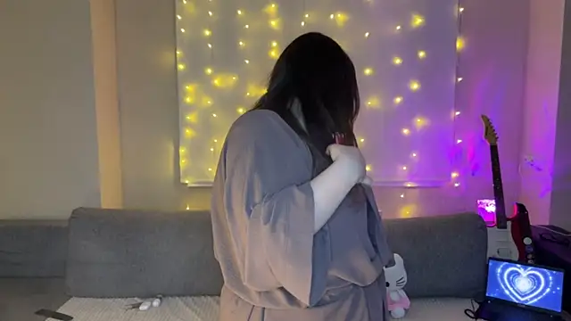 RiotKitten1 online show from March 2, 12:35 am