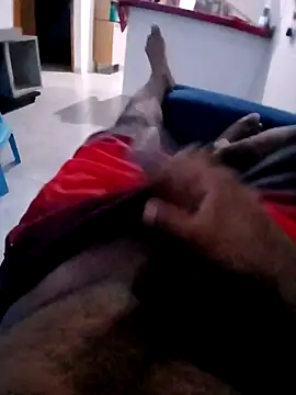 Snapshot of casadosafadoooo chatting on February 23, 9:45 pm casadosafadoooo online show from February 23, 9:45 pm