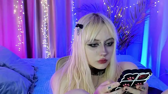 rraffaellka online show from June 20, 9:17 pm
