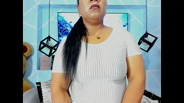 Snapshot of sharon_noa chatting on June 4, 2:12 pm sharon noa online show from June 4, 2:12 pm