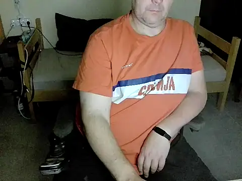 Snapshot of pozitiva000 chatting on July 10, 8:22 pm pozitiva000 online show from July 10, 8:22 pm