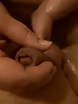 Snapshot of TwilledOverbite chatting on March 22, 7:39 pm TwilledOverbite online show from March 22, 7:39 pm