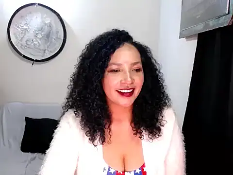 Snapshot of Nerea_Boolsara8 chatting on July 5, 4:19 am Nerea Boolsara8 online show from July 5, 4:19 am