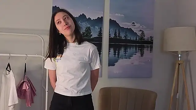 DoraWhitrock online show from February 27, 5:07 am