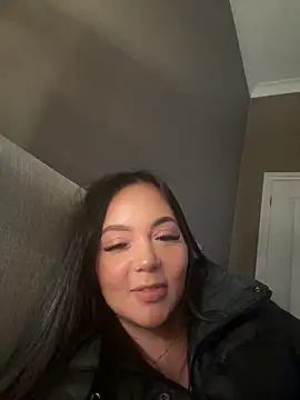 HiddenHalo1 online show from March 7, 11:24 pm