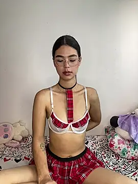 Snapshot of Nixieblaze chatting on April 19, 5:56 pm Nixieblaze online show from April 19, 5:56 pm