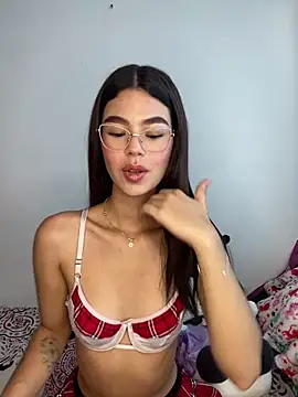 Snapshot of Nixieblaze chatting on April 25, 5:54 pm Nixieblaze online show from April 25, 5:54 pm