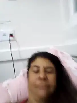 aquarianamascarada17 online show from March 4, 1:44 am