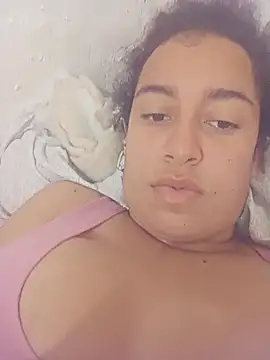 Snapshot of Ellem_05 chatting on April 13, 12:10 pm Ellem 05 online show from April 13, 12:10 pm