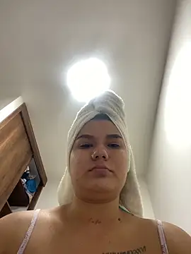 LaiaGomez online show from April 5, 3:47 am