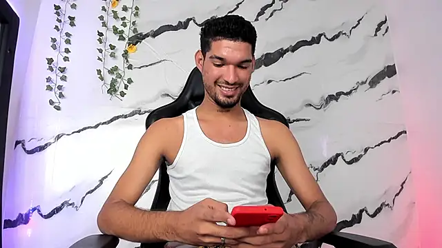 CarlosHotVibes online show from February 24, 1:09 pm