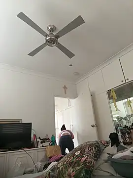 touchmybodybaby online show from March 5, 11:56 pm