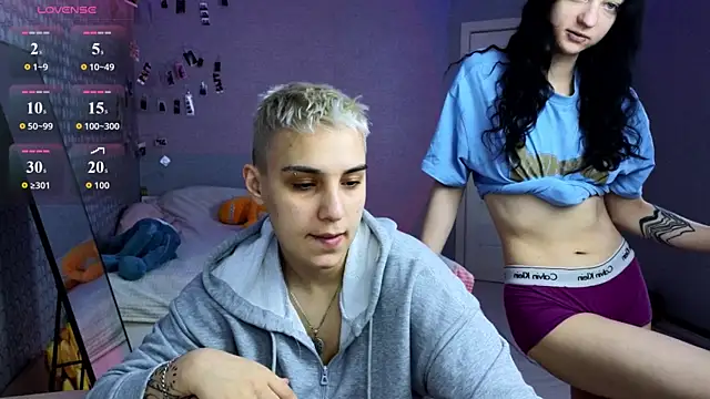 LuxuryLoverss online show from May 4, 11:06 am