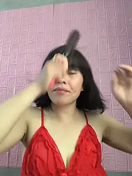 juicy-milu online show from June 28, 5:35 am