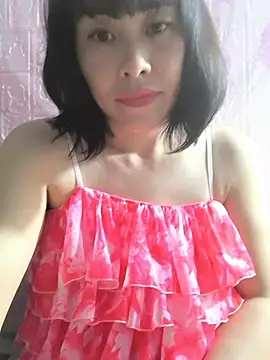 juicy-milu online show from July 13, 12:30 pm