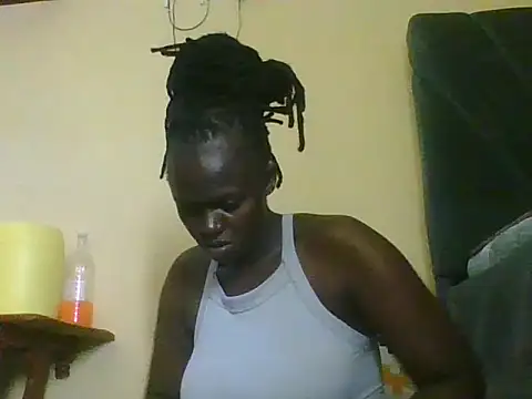 Lynne10 online show from June 27, 6:57 pm