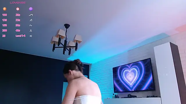 Jade Amore online show from July 18, 1:48 pm