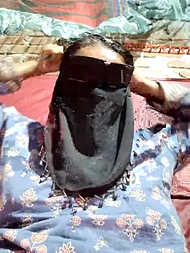 Lily-Rosse online show from March 5, 1:51 pm