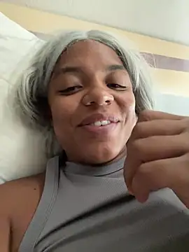 Snapshot of princessandthefootjob chatting on May 12, 3:53 pm princessandthefootjob online show from May 12, 3:53 pm