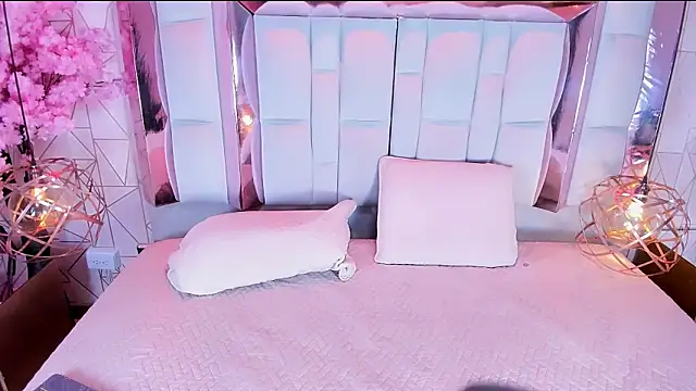 Freyavaldi online show from March 10, 9:31 pm