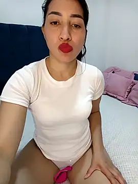 ANGELY WET JEET online show from April 25, 1:41 am