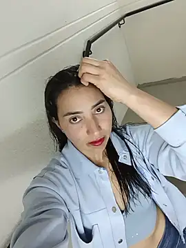 ANGELY WET JEET online show from July 5, 8:38 pm