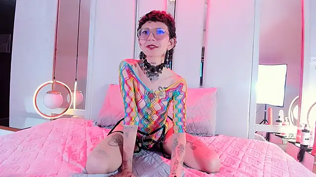 Calioperoux online show from June 25, 10:03 pm
