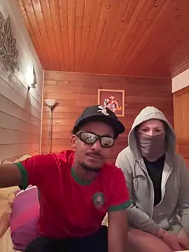 lamoul2334 online show from March 14, 11:43 pm