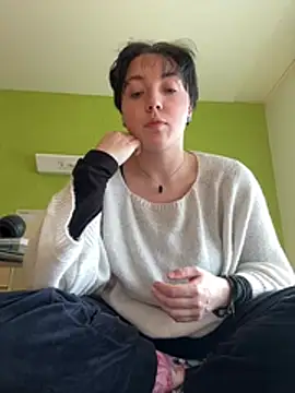 FreyaSlay299 online show from March 3, 12:00 pm