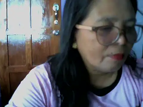 Flowerblossom123 online show from June 17, 3:09 am