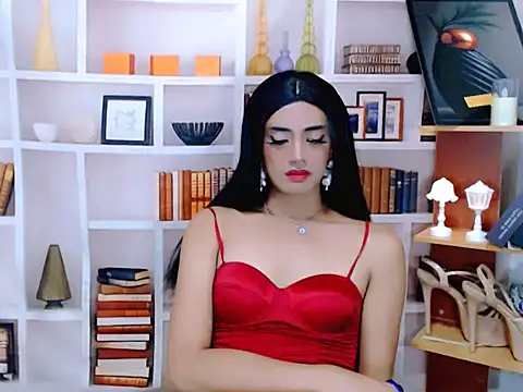 Queeny Cassandra online show from May 9, 2:44 pm