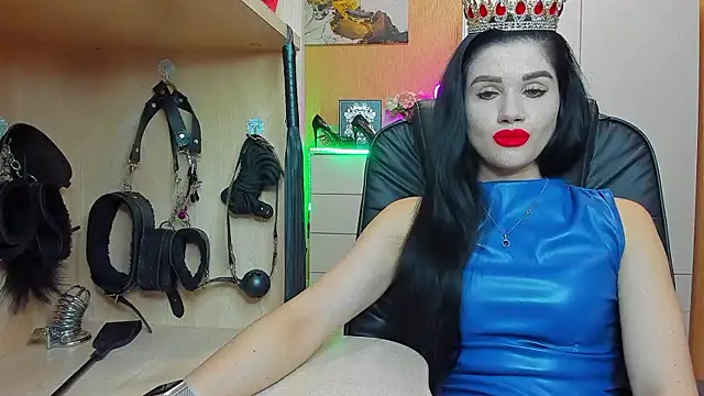 KristiTopxx online show from September 22, 5:15 pm