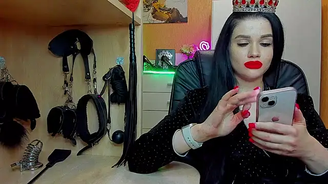 KristiTopxx online show from April 28, 7:19 pm
