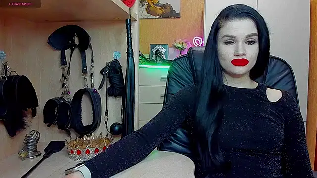 KristiTopxx online show from April 29, 5:52 pm
