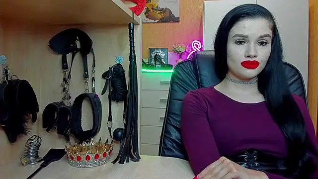 KristiTopxx online show from May 1, 7:18 pm