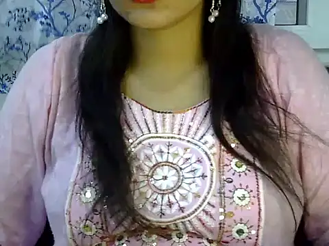 Neha Sharma2 online show from June 18, 1:15 pm