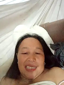 heesuu11 online show from May 8, 10:59 pm