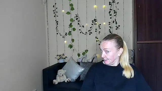 Bella soulmate online show from June 6, 11:26 am