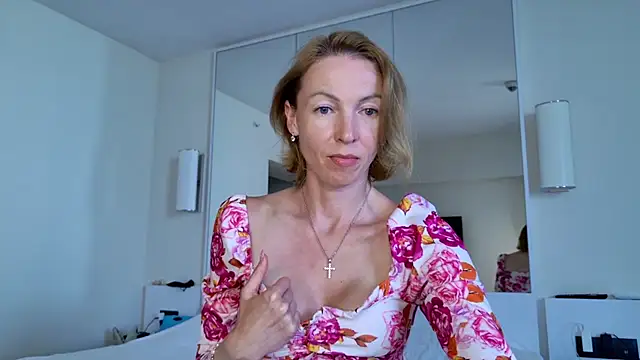 angelicfenix online show from June 9, 8:37 am