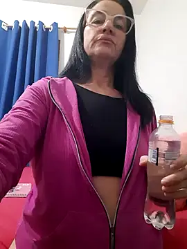 Camilegaucha online show from June 25, 11:20 pm