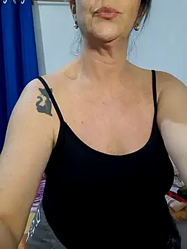 Camilegaucha online show from August 3, 11:19 pm
