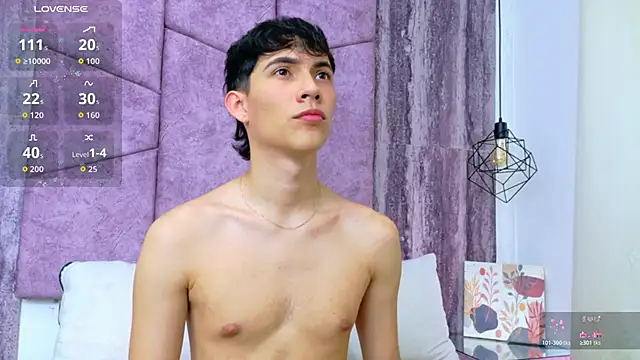 AronTawers online show from April 30, 7:53 pm
