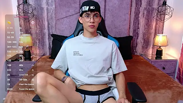AronTawers online show from July 16, 7:31 pm