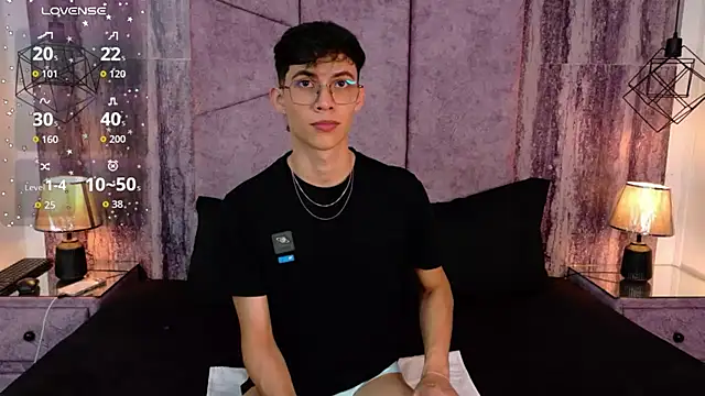 AronTawers online show from July 29, 7:12 pm
