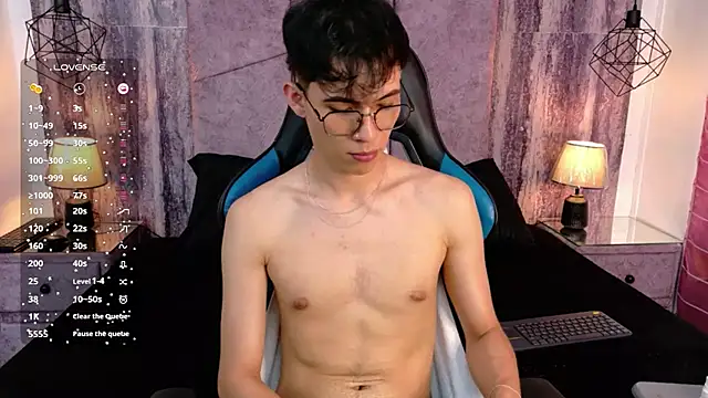 AronTawers online show from August 2, 7:45 pm